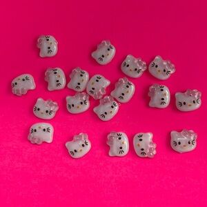 20 Hello Kitty Nail‎ Charms